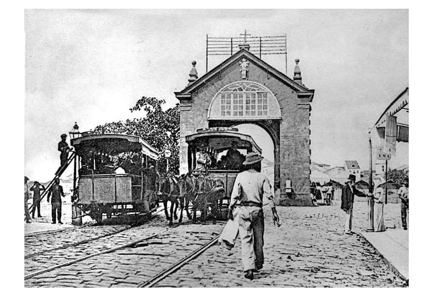 ELETROBURROS, ainda , no Arco de santo Antônio (circa 1910)