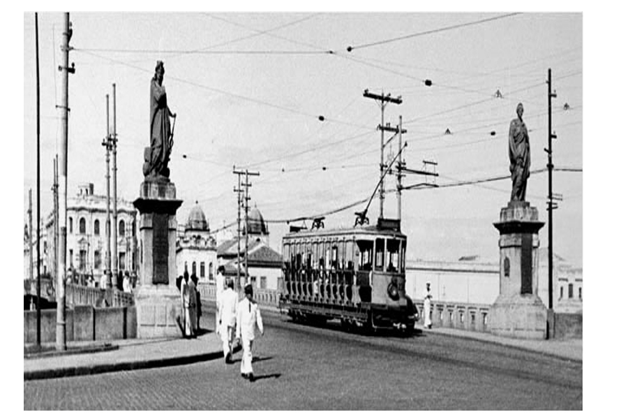1943- Bonde reformado na Ponte Maurício de Nassau